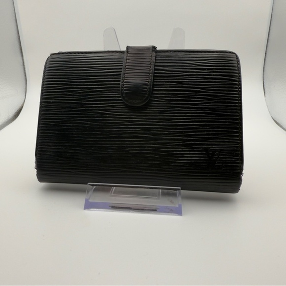 Louis Vuitton Black Epi Leather French Purse Wallet Gold | Women’s | Used |